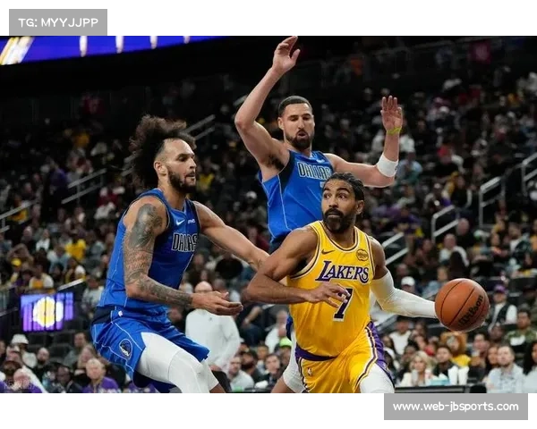 独行侠121-94大胜湖人 基德解析阵容轮换策略与比赛亮点