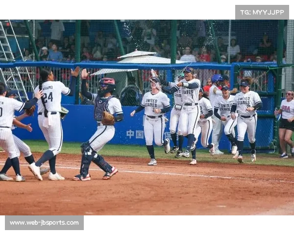 成都世运会垒球赛遭遇雷雨预警，气象AI精准锁定窗口期保障赛事进行
