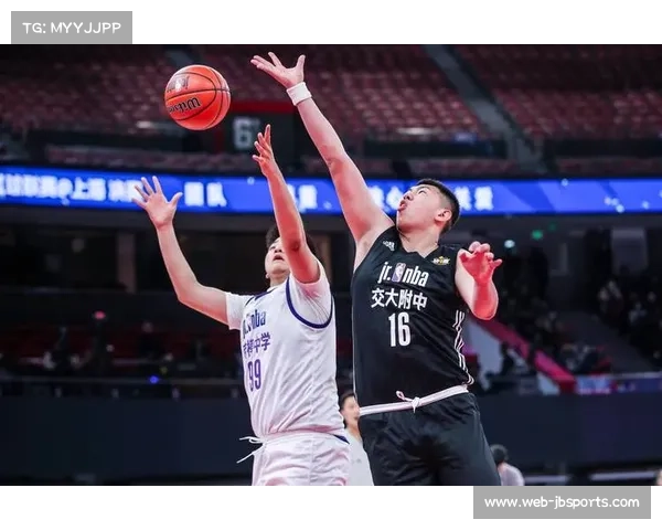 广州二师附中72-70逆转广州一中，彭垲轩压哨三分绝杀