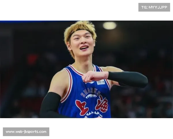 王哲林入选第12轮最佳阵容，上海久事内线核心稳定